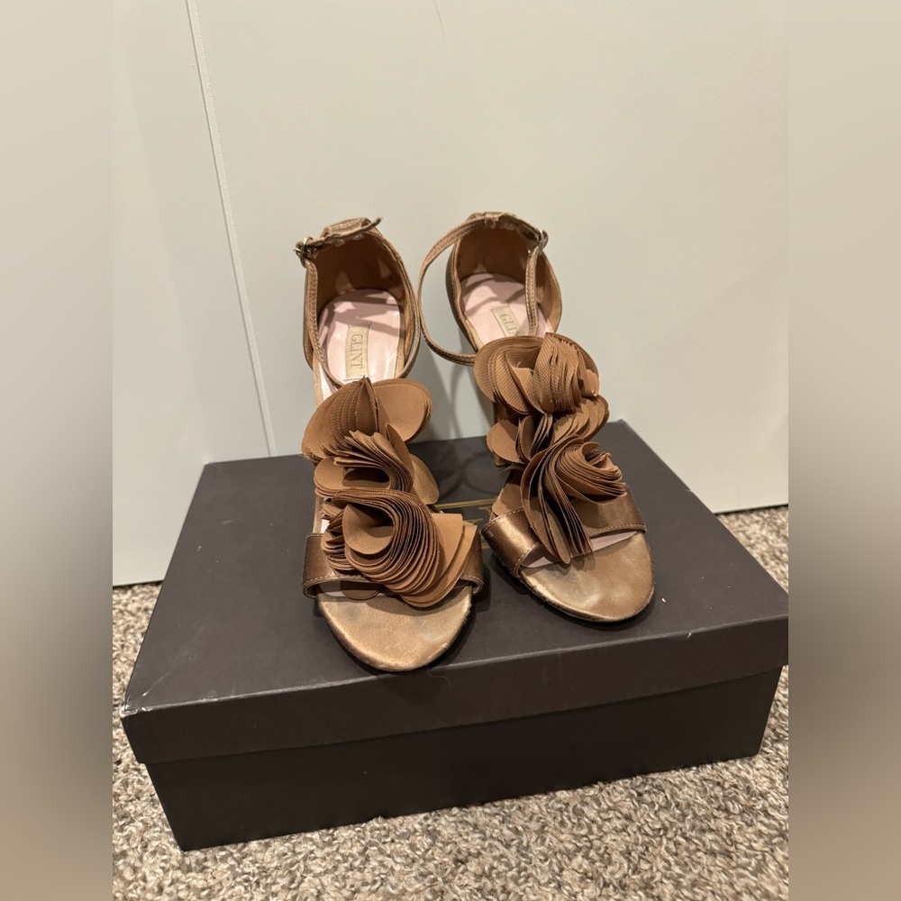Super cute heels